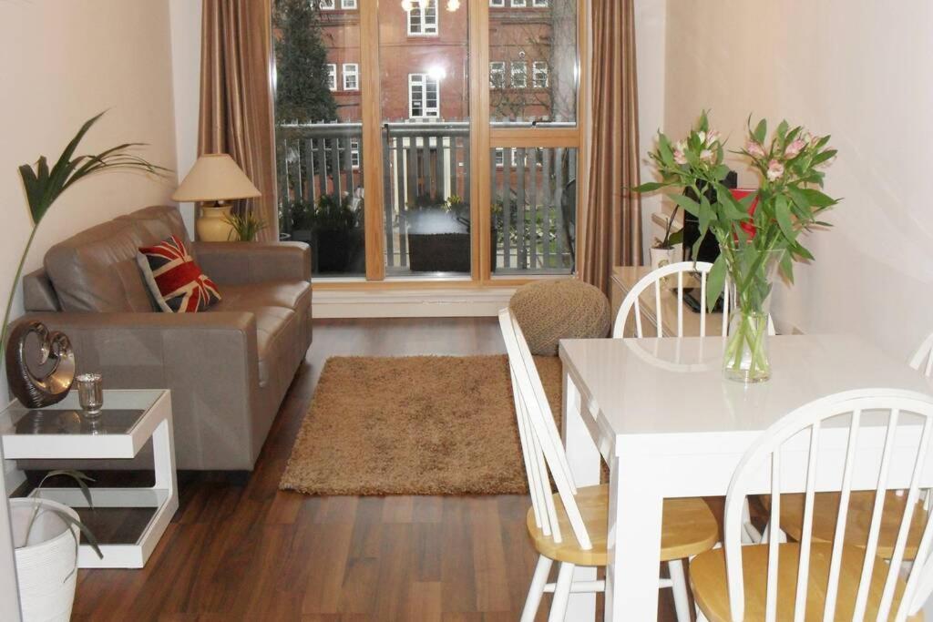Stylish Wembley Stadium And Ovo Arena Apartment, London Exterior photo